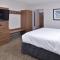 Holiday Inn Express & Suites - Marshalltown, an IHG Hotel