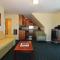 Sea Cliff House Motel