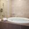 Duo Romance Hotel