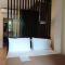 One Crescent Place Hotel