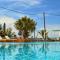 SunRose Beach Aparthotel