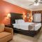 Quality Inn & Suites at The Outlets Mercedes-Weslaco - Mercedes