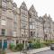 3 bed overlooking meadows park