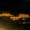 Onar Mani Suites - Neon Oitilon