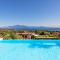 Villa Perla con piscina by Wonderful Italy