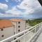 Apart-pansion Promajna