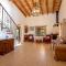 Villa Can Bajoca By homevillas360 Villa Can Bajoca By homevillas360