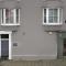 1 Lisburne House
