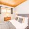 Chalet Ourson Brun by Mrs Miggins