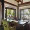 An Lam Retreats Saigon River