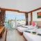 Baumancasa Beach Resort