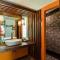 Home Phutoey River Kwai Hotspring & Nature Resort