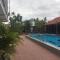 MAY Bungalow