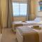 La Perla Beach Apt with Pool - Эль-Медано