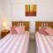 First floor 2 bedroom apartment, large balcony, amazing sea views, communal pool