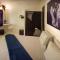 Hotel Kinbe - few steps from 5th Avenue and the beach - 普拉亚卡门