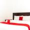 RedDoorz Plus Syariah near Java Supermall Semarang 2