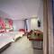 Aston Inn Pantai Losari Makassar