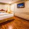 Huong Viet Hotel Quy Nhon - Beachfront