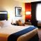 Holiday Inn Express Bakersfield, an IHG Hotel - Bakersfield