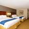 Holiday Inn Express Hotel & Suites Fort Atkinson, an IHG Hotel - Fort Atkinson