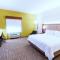 Holiday Inn Express Hotel & Suites Crestview South I-10, an IHG Hotel - Крествью