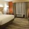 Holiday Inn Express & Suites Lexington Park California, an IHG Hotel - California