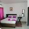 Looks cottages self catering apartments - Kasane