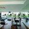 Modern and Cozy Studio Menteng Park Apartment By Travelio