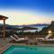 Spacious villa with private pool and sea view, just 150 meters from the sea - Istron