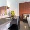 The Thames Pool Access Resort & Villa - SHA Extra Plus - Chalong