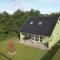 Awesome Home In Grindsted With Kitchen