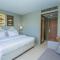 Sugar Marina Hotel -AVIATOR- Phuket Airport