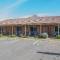 Highway Inn Motel