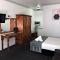 New England Motor Inn