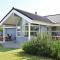 Holiday Home Bunden - Hals