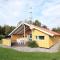 8 person holiday home in Faxe Ladeplads - Fakse Ladeplads