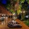 Boatique Hotel and Marina