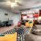 Laketown Wharf 537 By Aneliya