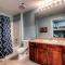 Laketown Wharf 537 By Aneliya