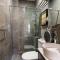 1 Private King Single Bed With En-Suite Bathroom In Sydney CBD Near Train UTS DarlingHar&ICC&C hinatown - ROOM ONLY