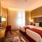 Ramada Hotel & Suites by Wyndham Yerevan - Jerevan