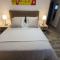 "LE TRAMWAY" Appartement 150m gare des Aubrais - 弗勒里莱欧布赖