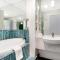 Melbourne CBD Central Apartment Hotel Official