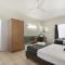 Beach House Motel