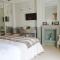 Chambre d hôte : Louvre Elegant Apt Suite - Paříž