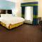 Holiday Inn Express Hotel & Suites Gainesville by IHG