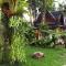 Villa in the Garden, Surin Beach with private spa.