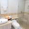 Modern 1BR WiFi Breathtaking Oceanviews by Huespedia