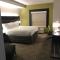Holiday Inn Express Arrowood, an IHG Hotel - Charlotte